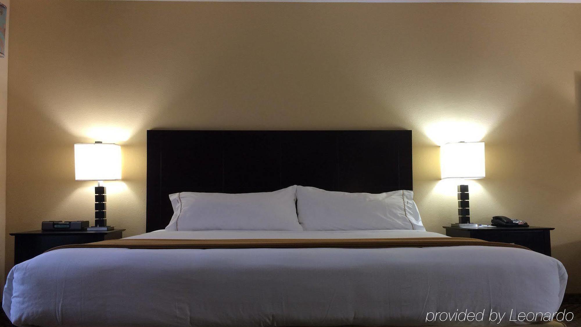 Holiday Inn Express Hotel & Suites Oklahoma City-West Yukon By Ihg Exterior foto